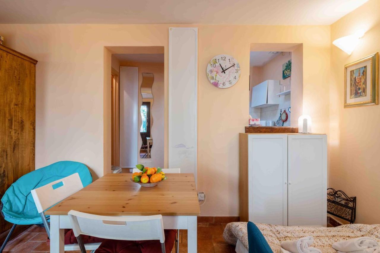 San Frediano Cozy Studio With Private Patio Apartment Флоренция Екстериор снимка